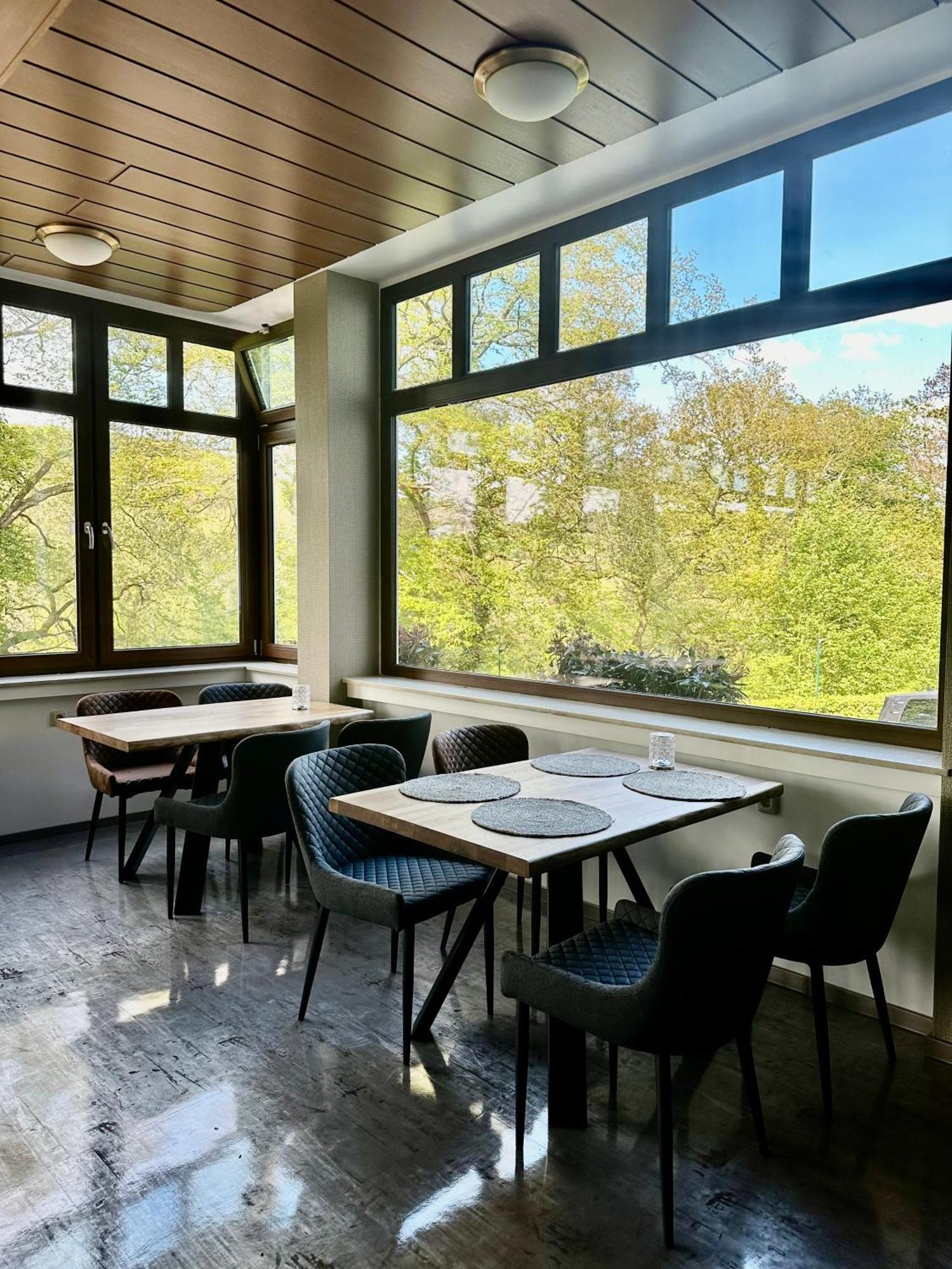 Waldhotel Бад Мюнстерайфел Екстериор снимка