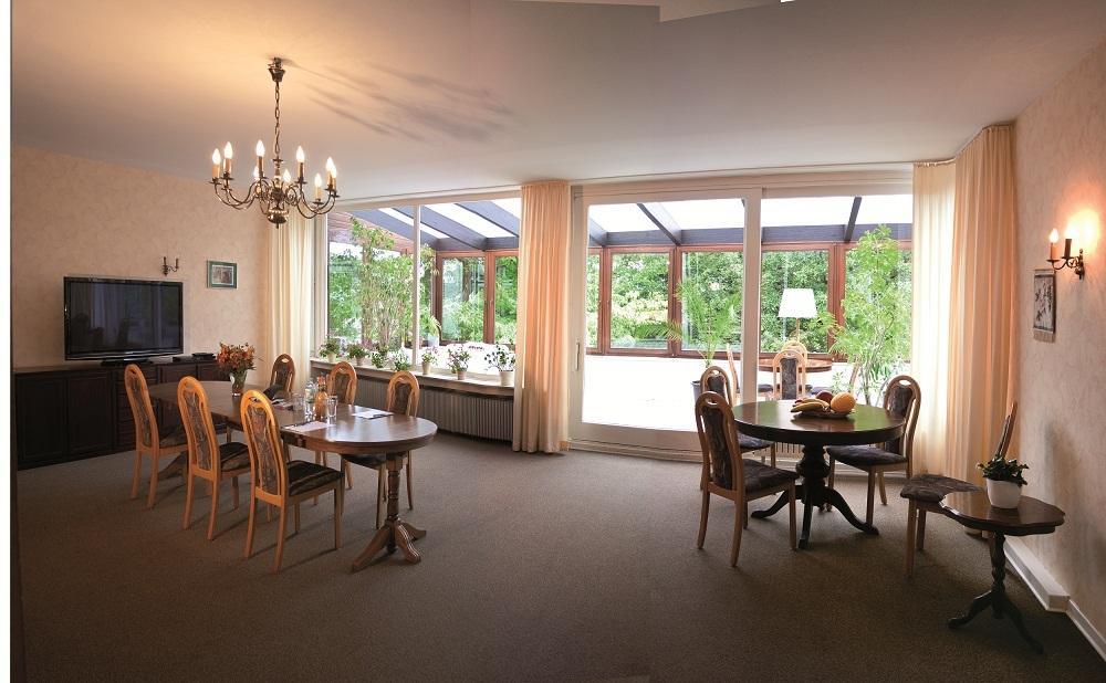 Waldhotel Бад Мюнстерайфел Екстериор снимка