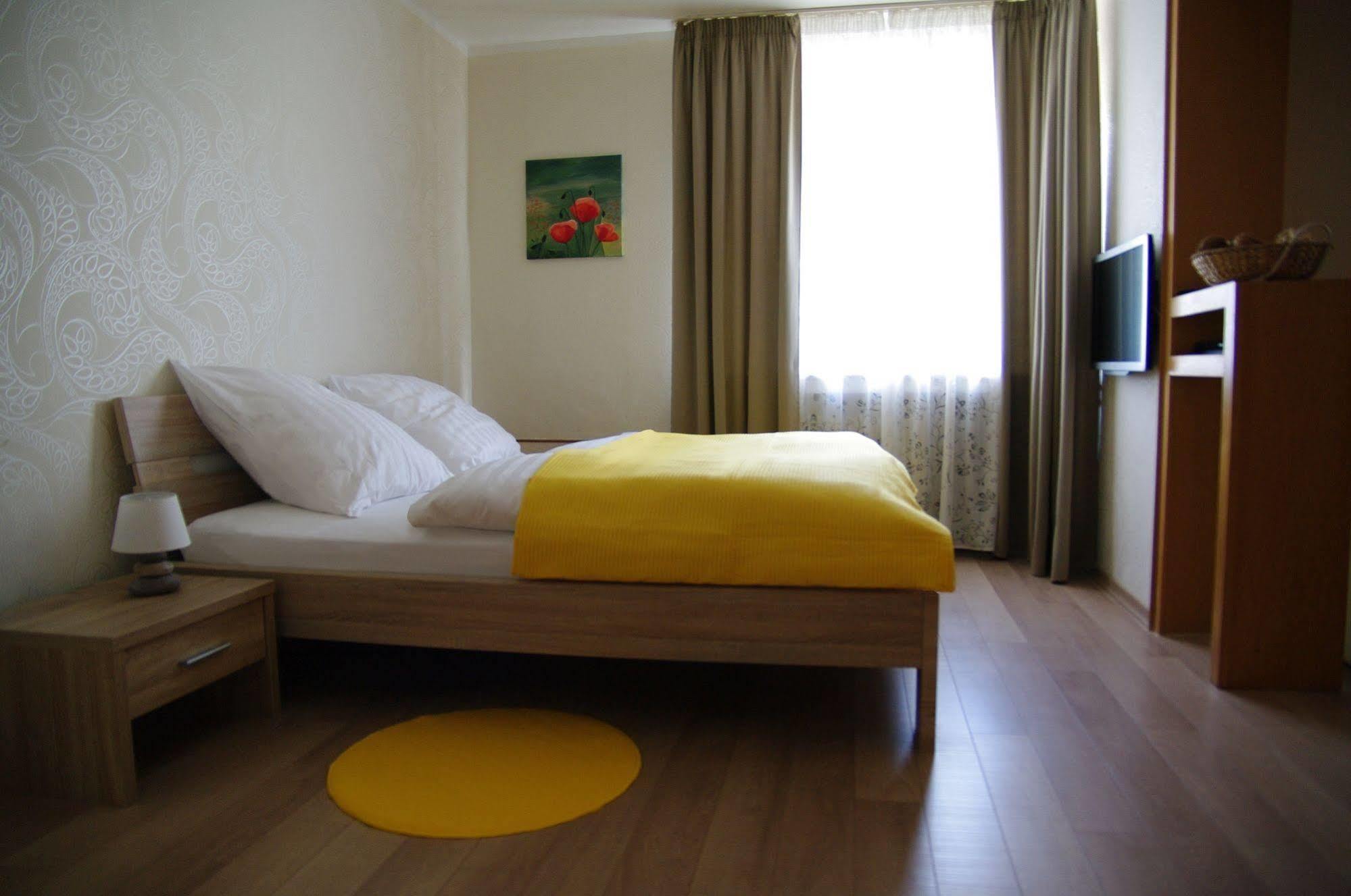 Waldhotel Бад Мюнстерайфел Екстериор снимка